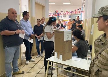 El gobierno de Javier Milei piensa contratar a una empresa española para que brinde funciones clave en las elecciones.