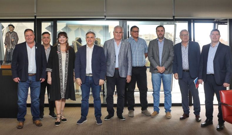 La Mesa de Enlace pidió el fin de la retenciones y Martín Llayora afirmó que llegó la hora del campo.