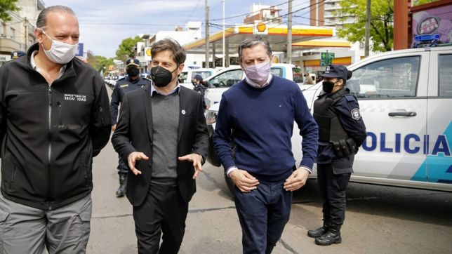 kicillof y berni entregaron 60 patrulleros en esteban echevarria