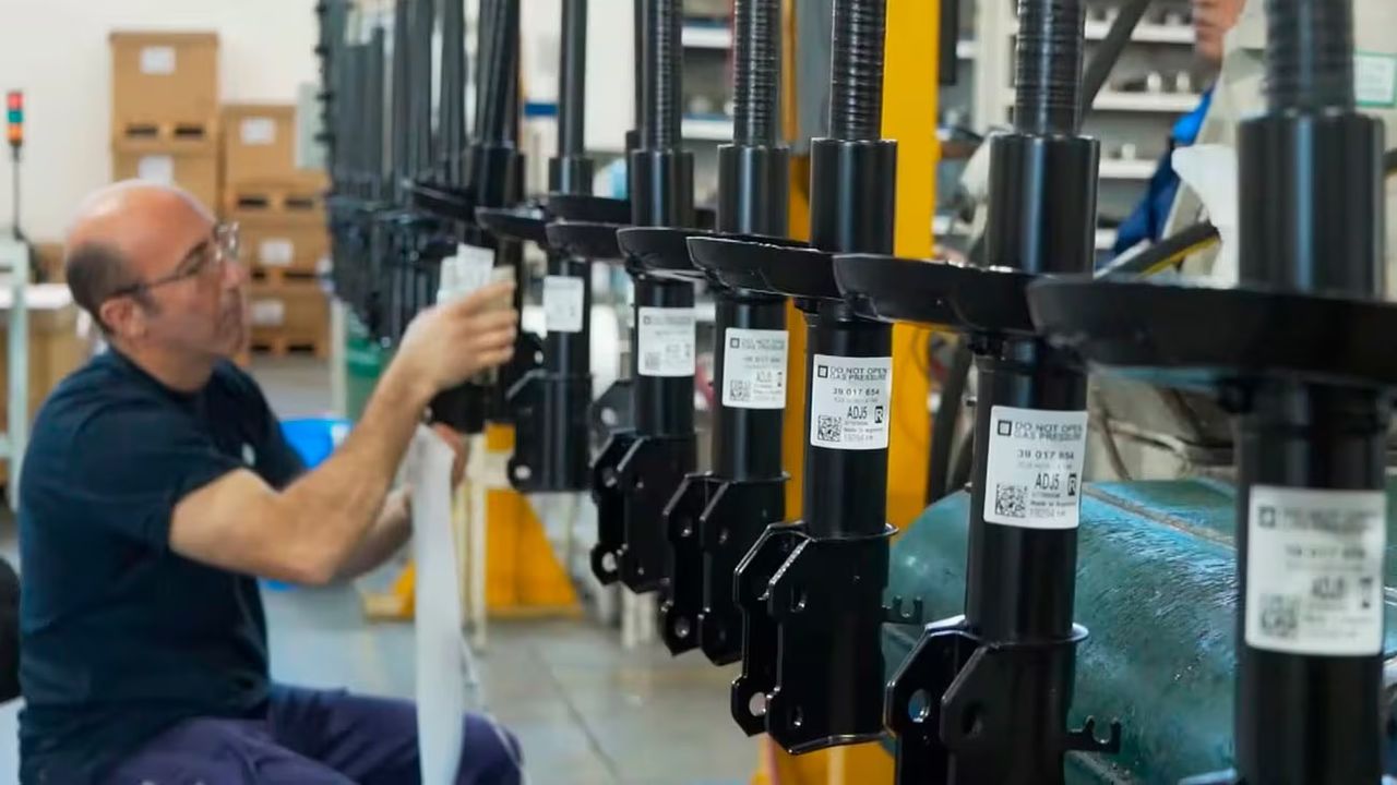 ZF Argentina despedió a 43 trabajadores en San Francisco