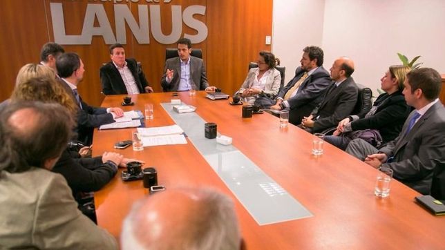 tras perder en lanus, julian alvarez busca quedarse con el pj local