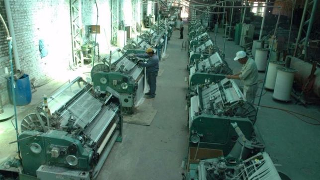 persiste la caida de la industria textil bonaerense