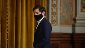 Kicillof va al anuncio en son de paz, pero atento a los agitadores amarillos