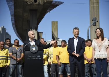 Mauricio Macri y Horacio Rodríguez Larreta al presentar el proyecto del Paseo del Bajo
