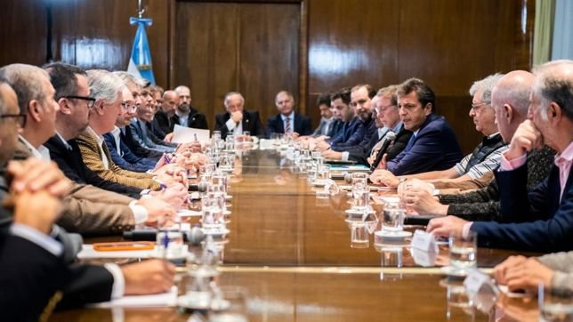 El círculo rojo agroexportador de Santa Fe en una reunión con el ministro de Economía, a quien pondera