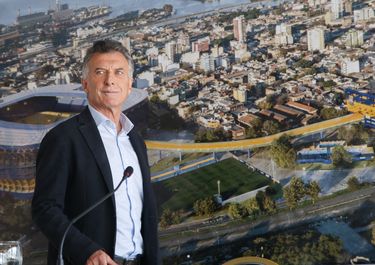 Macri se refugió en Boca para evitar embarrarse con el debate Massa-Milei