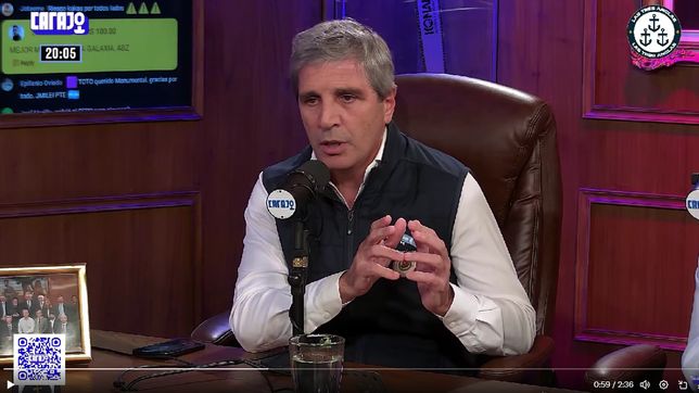 Toto Caputo defendió el plan y la política sobre el dólar