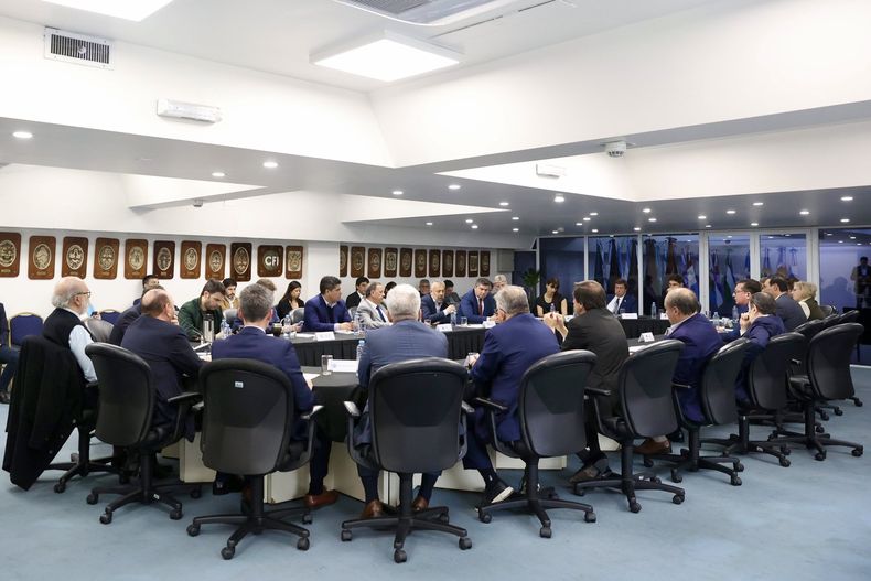 Los gobernadores en el CFI. &nbsp;