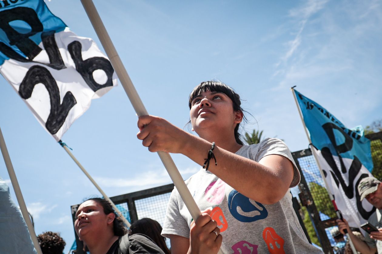 La CGT marchó hacia Tribunales contra el decretazo de Milei. (Crédito: Pilar Camacho)