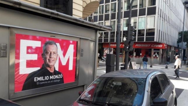 la campana rosa de monzo contra la grieta