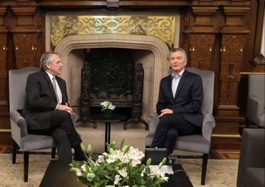 Inflación, deuda, reservas y campo: la transición larga complica más a Fernández