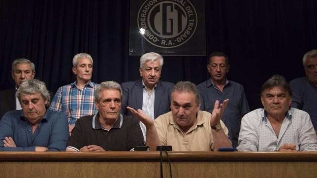 la cgt le advirtio a macri que si hay dnu, hay paro