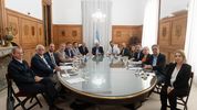 Reunión entre el gobierno y la oposición dialoguista.