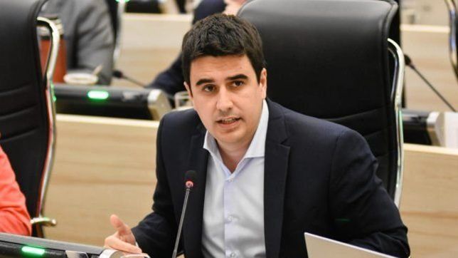 Eduardo Toniolli tendrá a De Ponti y Salinas como precandidatos a diputados provinciales