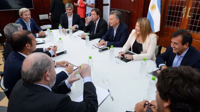 patagonia: macri quebro el bloque de gobernadores antes de crearse