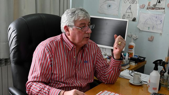 Walter Cortés, intendente de Bariloche. El recorte de fondos nacionales no afecta el pago de salarios municipales.