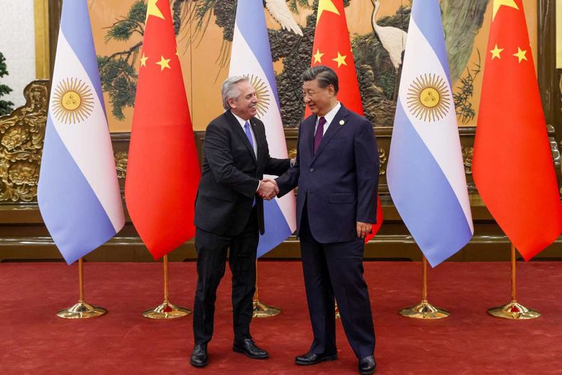 Alberto Fernández y Xi Jinping.jpg