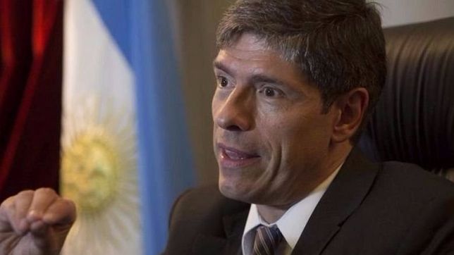 abal medina apunto a baratta y admitio recaudacion para la campana