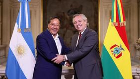 Fernández y las cumbres bilaterales, energía para tomar vuelo regional