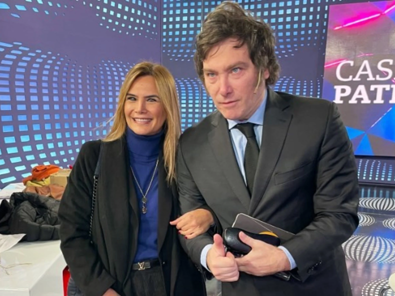 Javier Milei y Amalia Granata. La medi&aacute;tica ser&aacute; un escollo para la tropa del Presidente en Santa Fe de cara a la elecci&oacute;n de constituyentes.