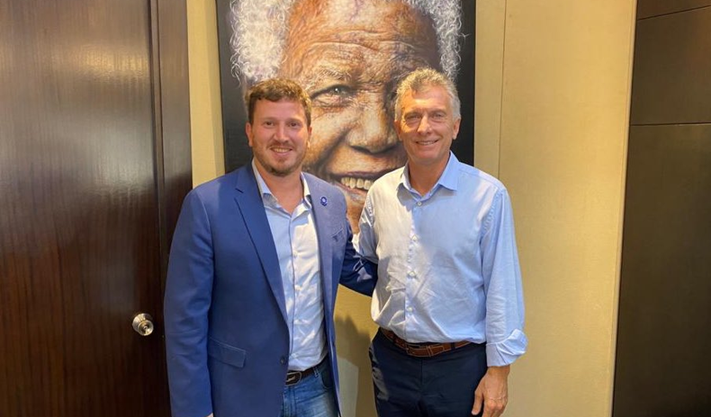 Federico Angelini y Mauricio Macri. Federico Angelini y Mauricio Macri.
