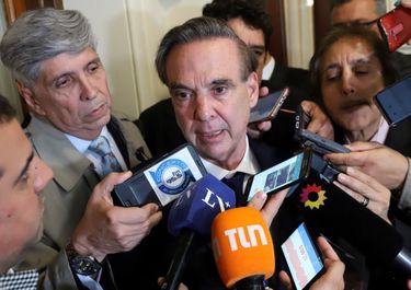 Pichetto propone que el impuesto a las Ganancias no alcance al bono de $5.000