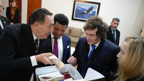El pastor Jorge Ledesma, el apóstol Guillermo Maldonado, Javier Milei y Karina Milei
