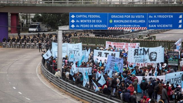 los movimientos sociales volveran a calentar las calles, pero sin acampe