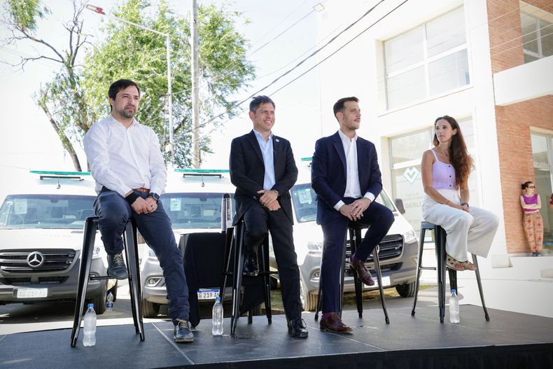 Axel Kicillof cruzó elogios y se mostró cerca de un intendente de La Cámpora