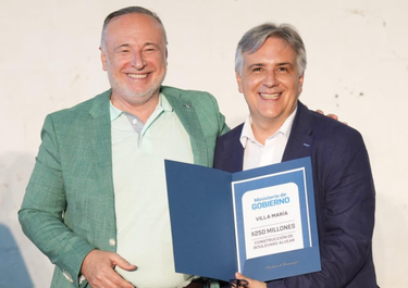 El intendente de Villa María, Eduardo Accastello, y el gobernador de Córdoba, Martín Llaryora.&nbsp;