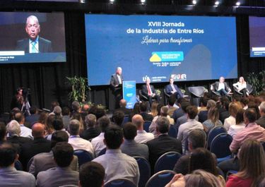 Muchas coincidencias, elogios por Ganancias a los jueces y el industrial impuntual