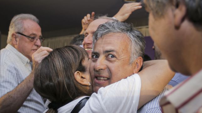 como juega la economia en las provincias que votan este domingo