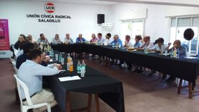 Reelección: los intendentes radicales proponen aplicar la ley desde 2019