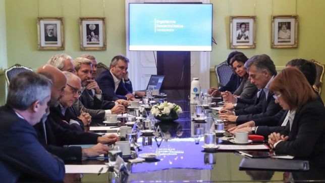 el pro niega que macri pueda bajarse, a menos que...