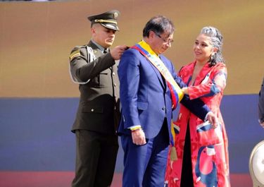 Petro asumió como el primer presidente de izquierda de la historia de Colombia