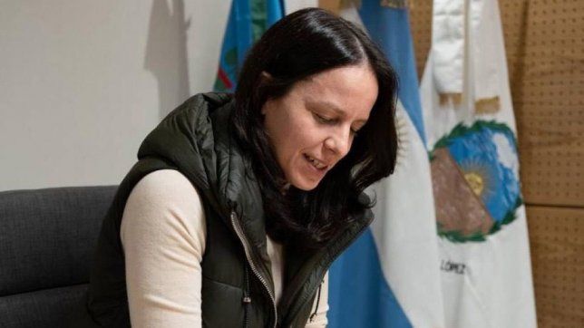 soledad martinez tambien lo hizo: como montenegro, ira colgada de halcones y palomas