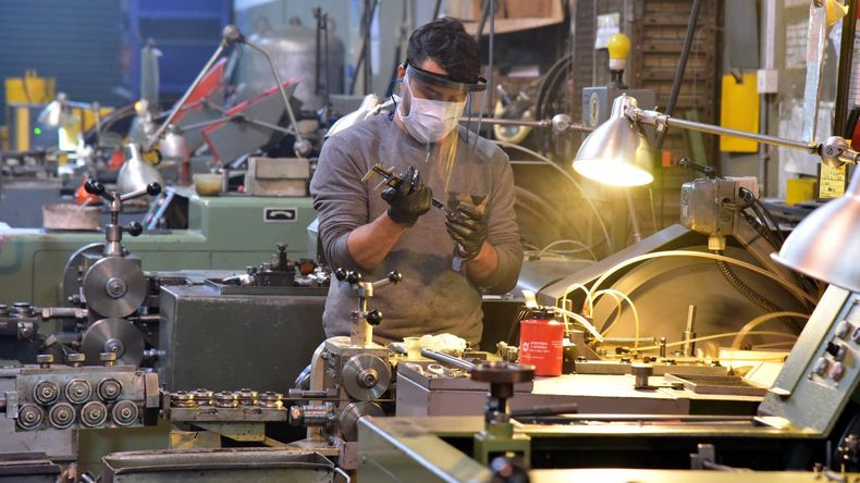 La caída de la industria se profundizó con Javier Milei.