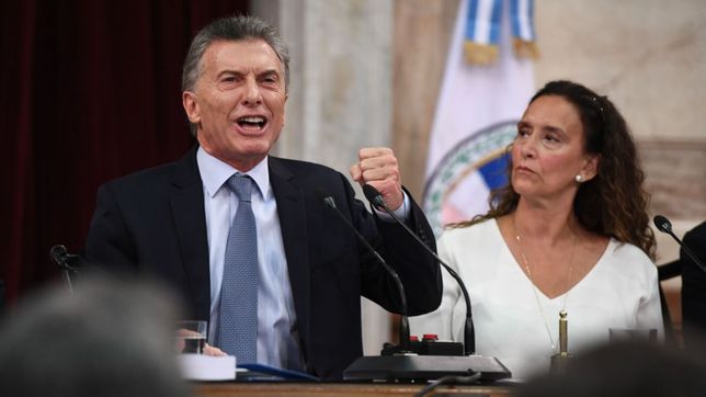 macri y la triple presentacion de si mismo