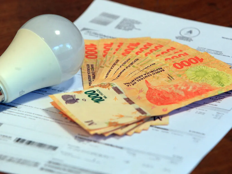 El Gobierno continúa con la quita de subsidios.