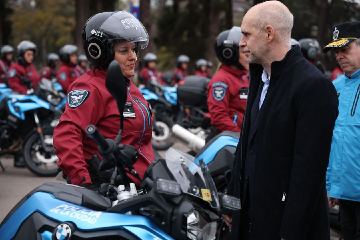 larreta policía de la ciudad.jpg