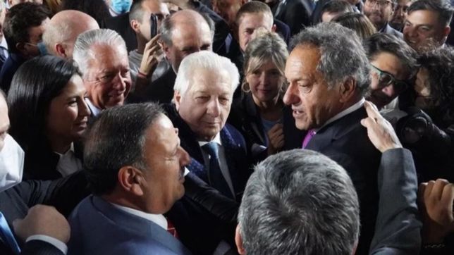 la ola naranja: tropa en accion y ejercito de reserva