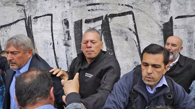 berni pide licencia y alak toma el control administrativo del ministerio de seguridad