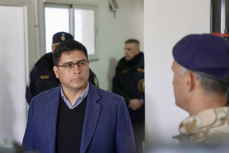 Claudio Vidal, gobernador de Santa Cruz, dijo que el aumento salarial de los jueces le falta de respeto a la sociedad de Santa Cruz.