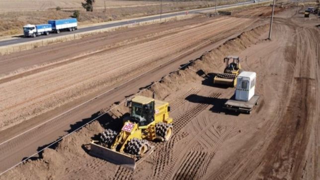 denuncian que las obras en la autopista 33 estan paralizadas