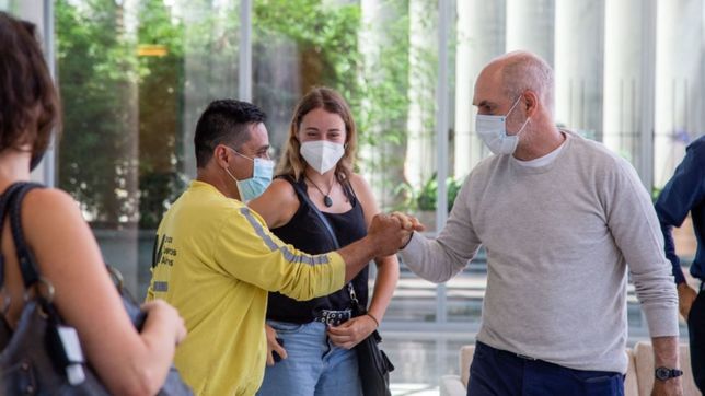 larreta celebra la vacuna, pero nunca lo dira