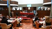 La Legislatura de Chubut habilitó la reelección indefinida de intendentes..