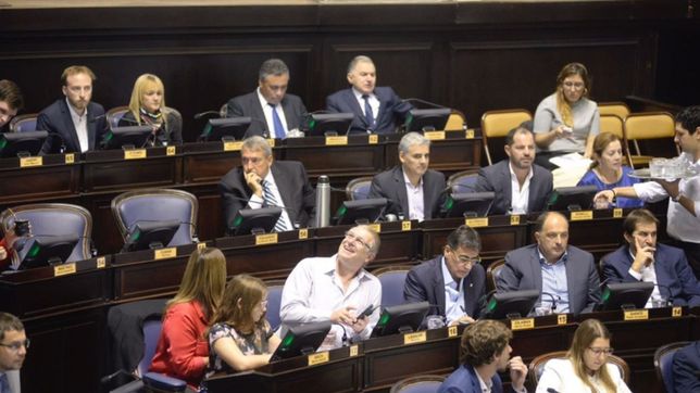 con apoyo massista y rechazo k, diputados aprobo la ley de jury vidal