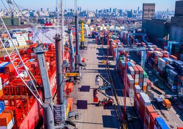 El Gobierno salta el barro judicial y destraba la reprivatización del puerto