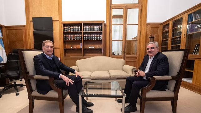 Diego Santilli con el gobernador de Catamarca, Raúl Jalil.