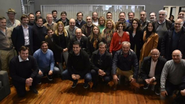 las apuestas radicales para robustecer su mapa de intendencias